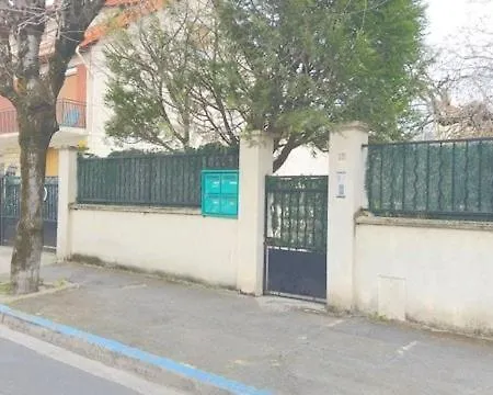 Le Coquet T2 15 Rue De La Fraternite 93700 Rdc *