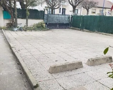 Daire Le Coquet T2 15 Rue De La Fraternite 93700 Rdc Drancy